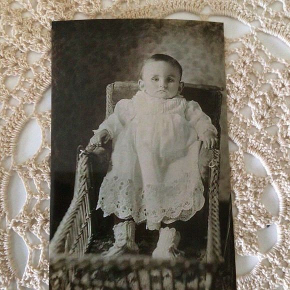 ODD Unique SAD Post Mortem Baby Death Photo Victorian Era Reprint Photo 4 x 6 - Picture 5 of 9
